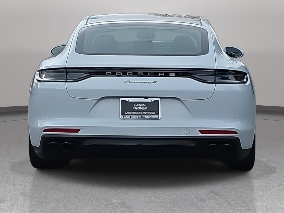 Used 2023 Porsche Panamera 4 Platinum Edition image 7