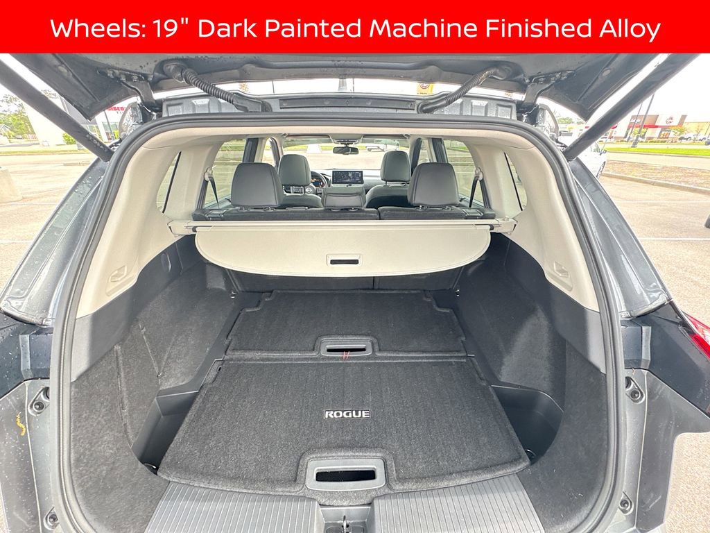 Used 2024 Nissan Rogue SL w/ SL Premium Package FWD image 30