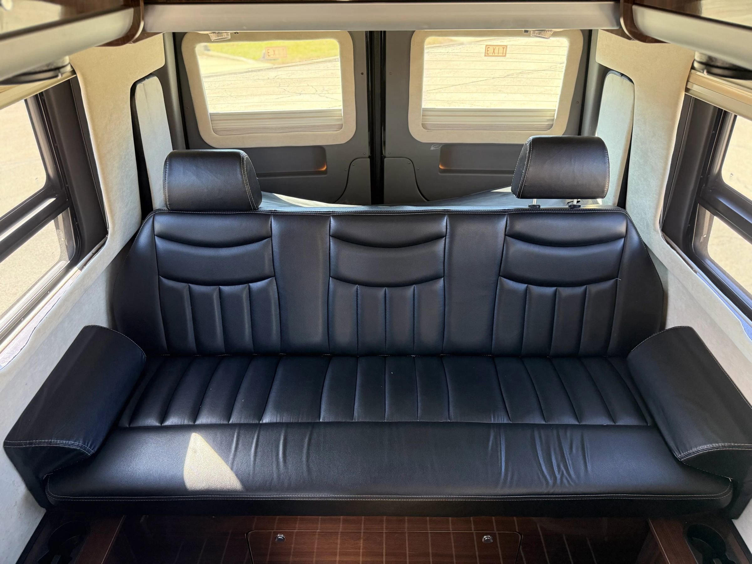 Used 2015 Mercedes-Benz Sprinter 3500 image 25