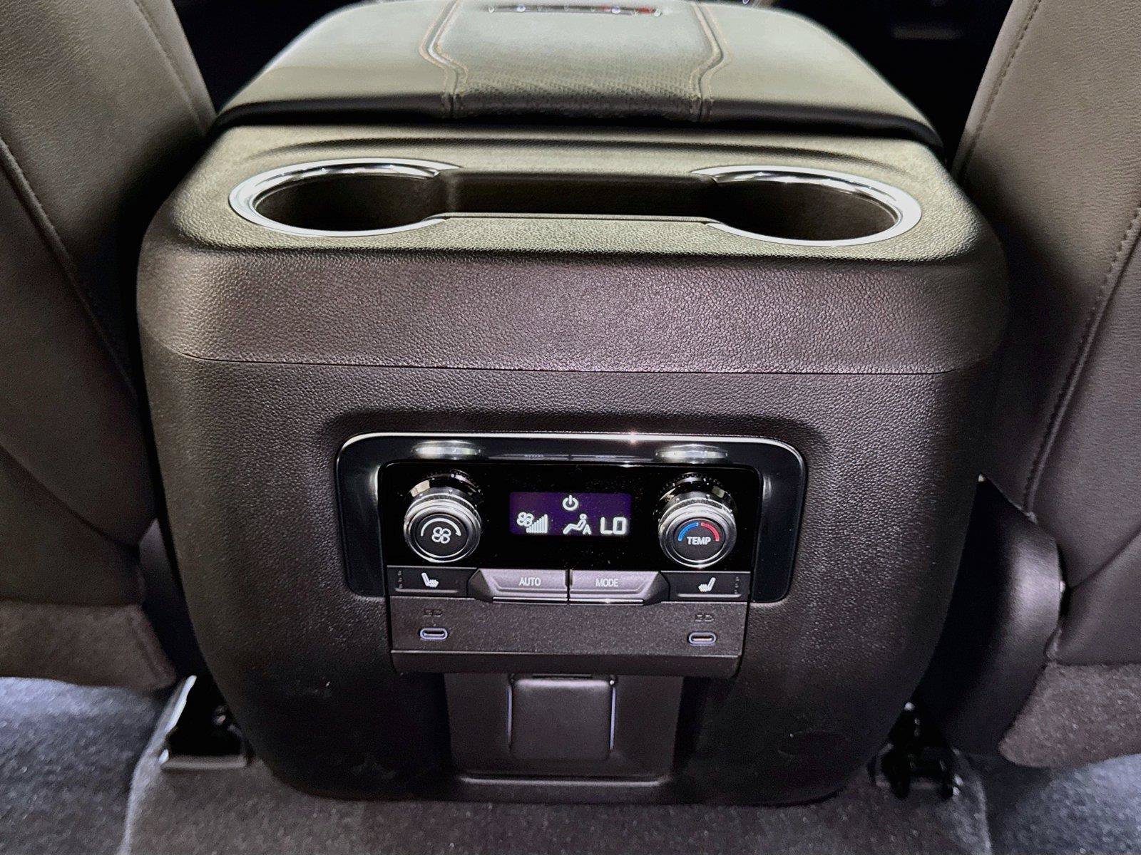 New 2026 GMC Yukon XL AT4 w/ AT4 Premium Package AWD/4WD image 14