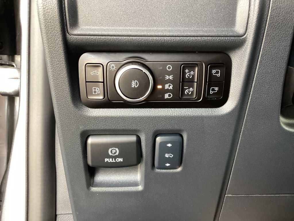 Used 2025 Ford F150 Platinum w/ Equipment Group 702A High AWD/4WD image 66