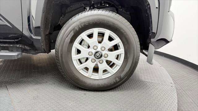 Used 2025 Toyota Tacoma SR5 image 32