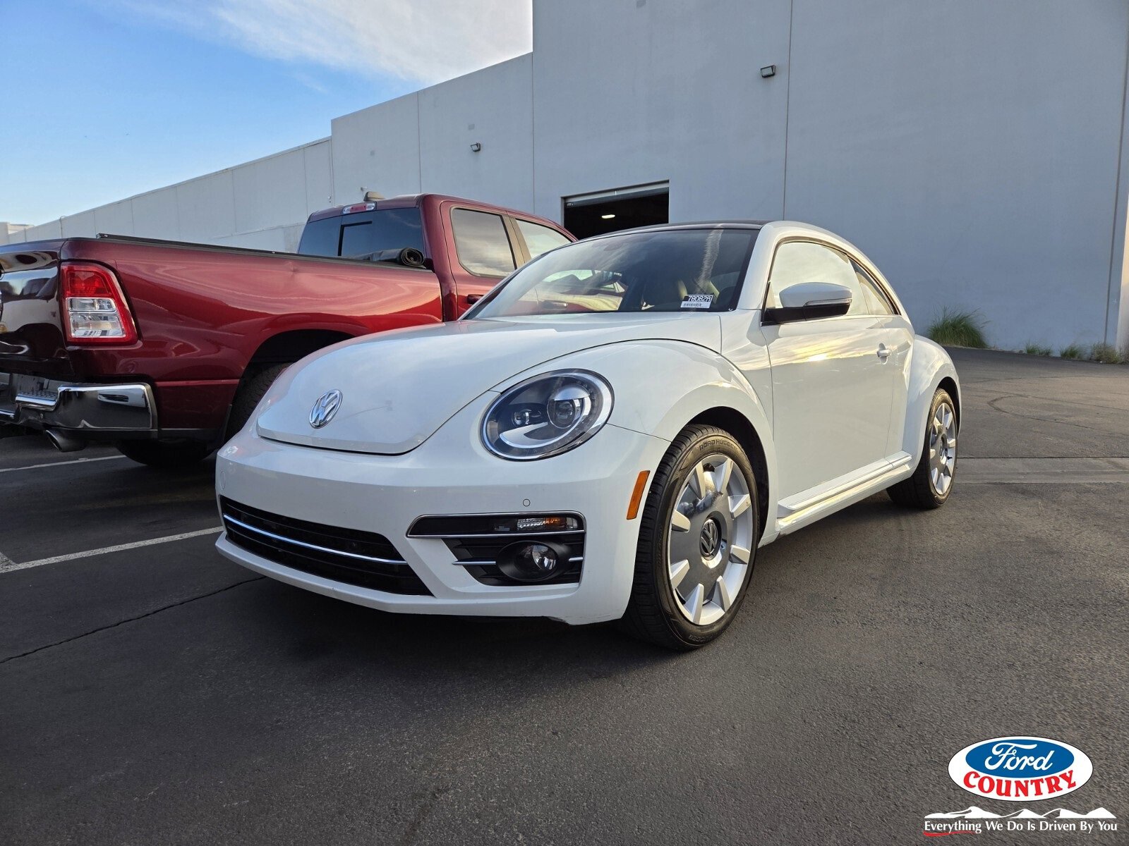 Used 2019 Volkswagen Beetle 2.0T SE w/ SE Premium Package