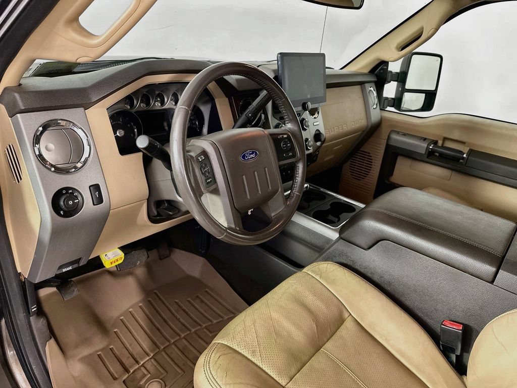 Used 2016 Ford F250 Lariat w/ Lariat Ultimate Package AWD/4WD image 30