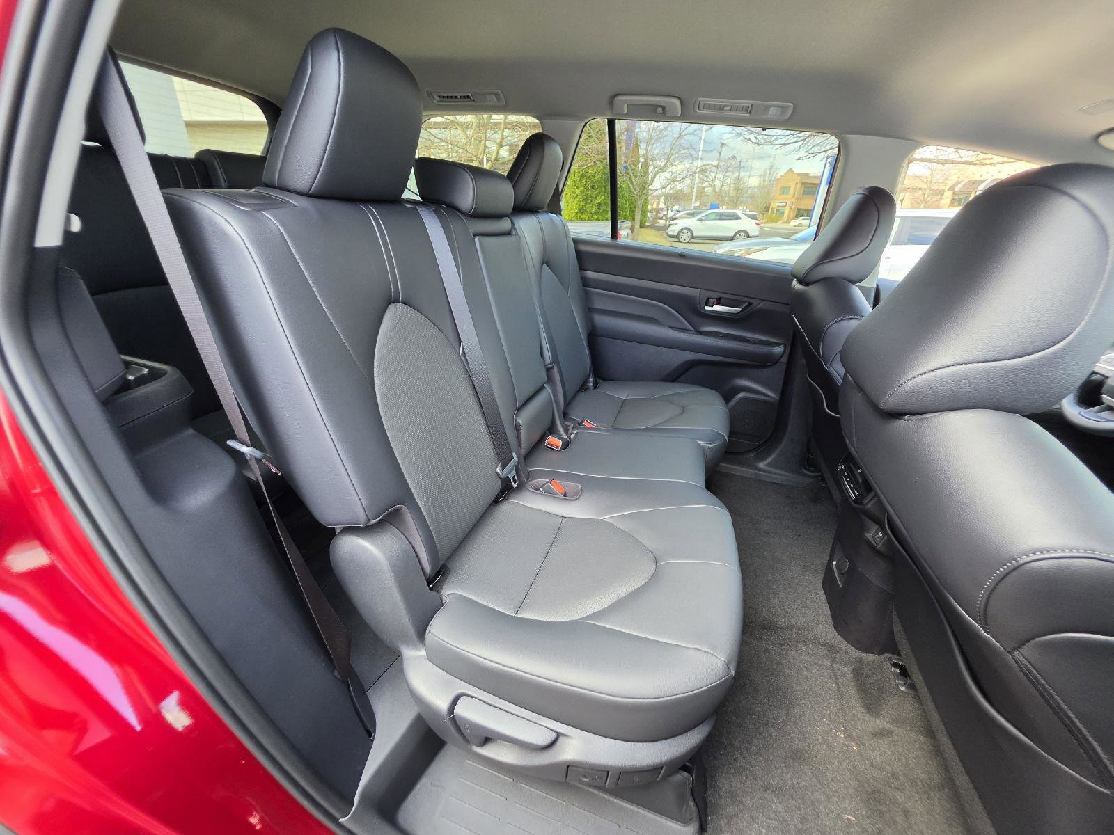 New 2026 Toyota Grand Highlander XLE image 21