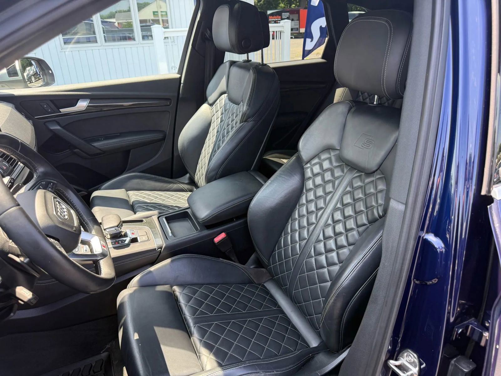 Used 2018 Audi SQ5 Premium Plus w/ Navigation Package image 15