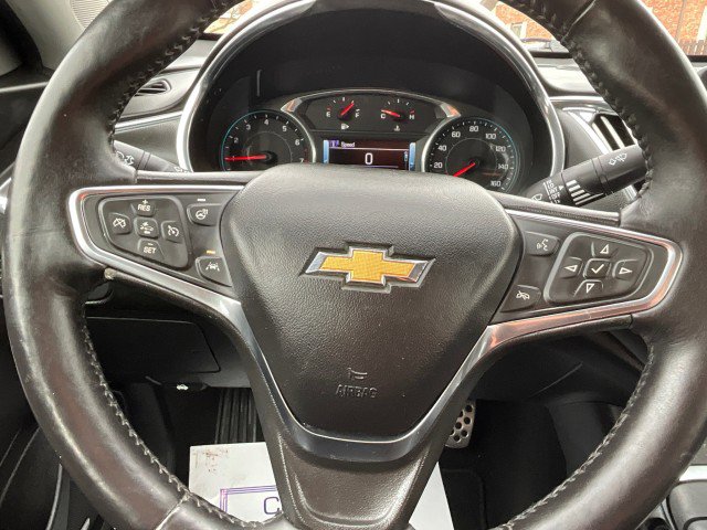 Used 2017 Chevrolet Malibu Premier w/ Premier Sun and Wheel Package image 12