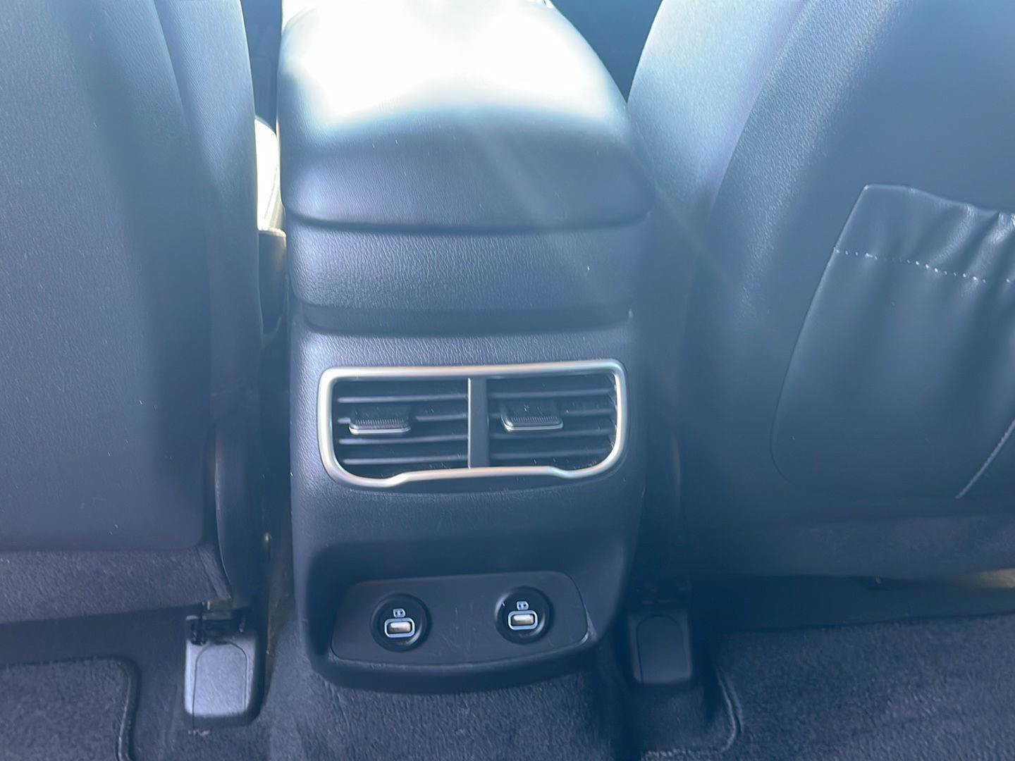 Certified 2023 Hyundai Santa Fe SE AWD/4WD image 19