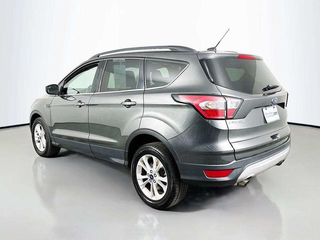 Used 2018 Ford Escape SE image 6
