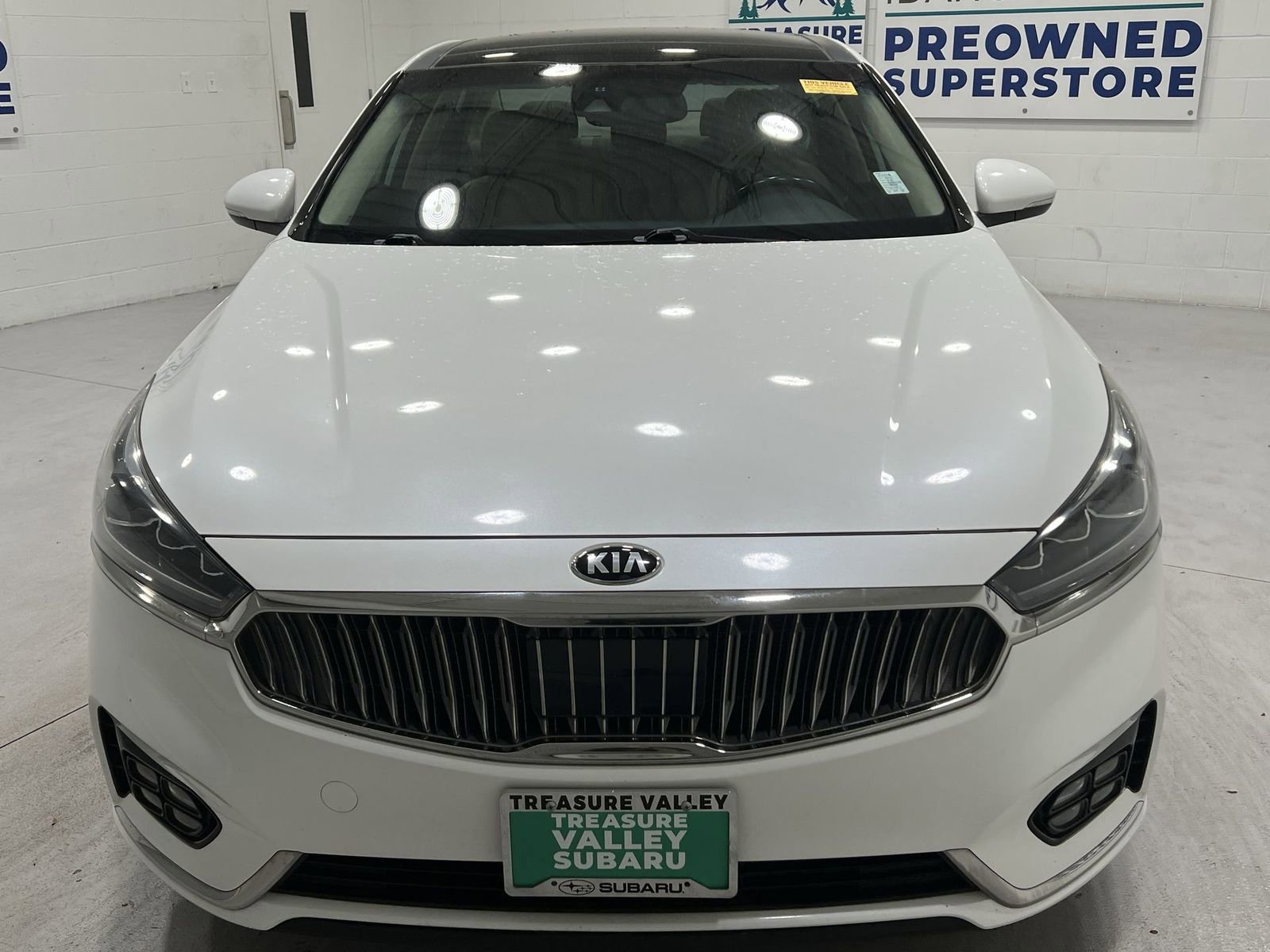 Used 2019 Kia Cadenza Technology image 3