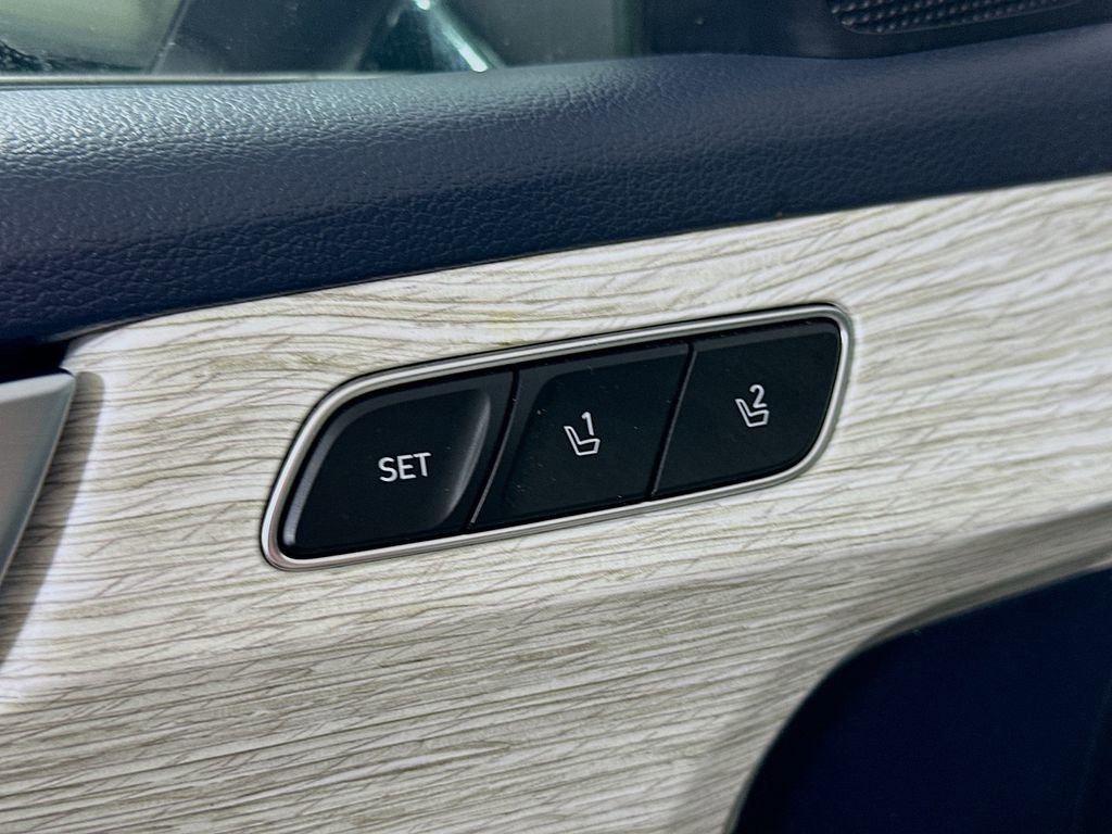 Used 2024 Hyundai Palisade Calligraphy FWD image 22