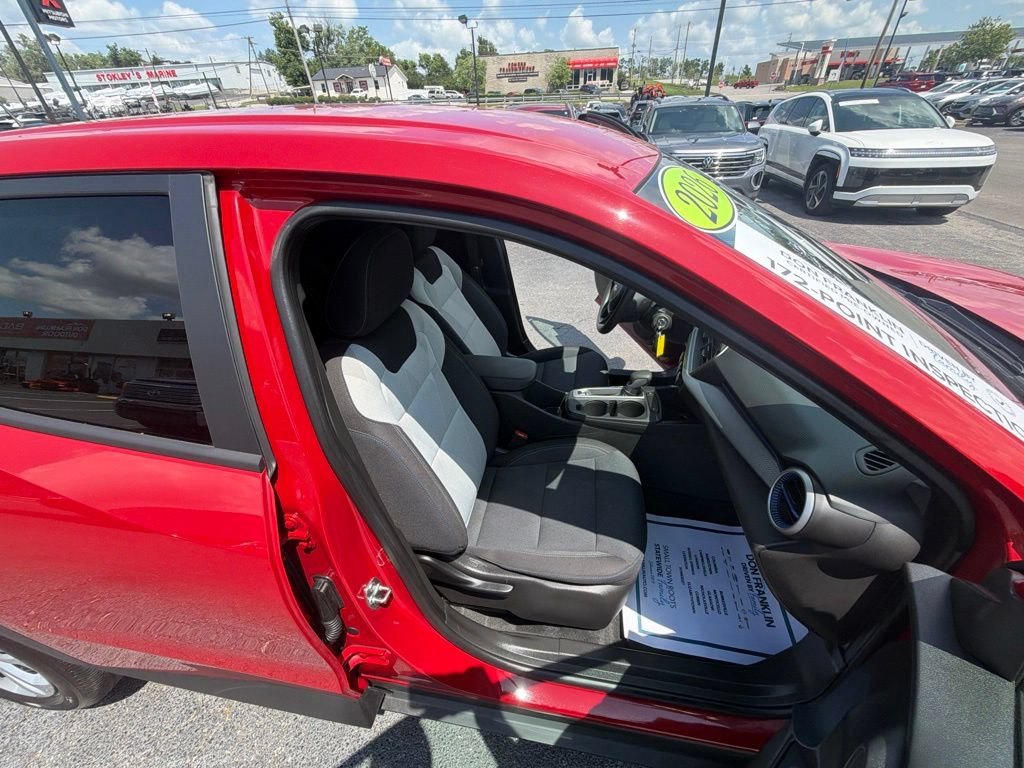 Used 2026 Chevrolet Trax LS FWD image 17