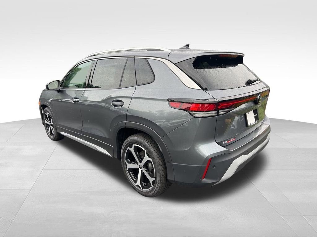New 2026 Volkswagen Tiguan SE FWD image 5