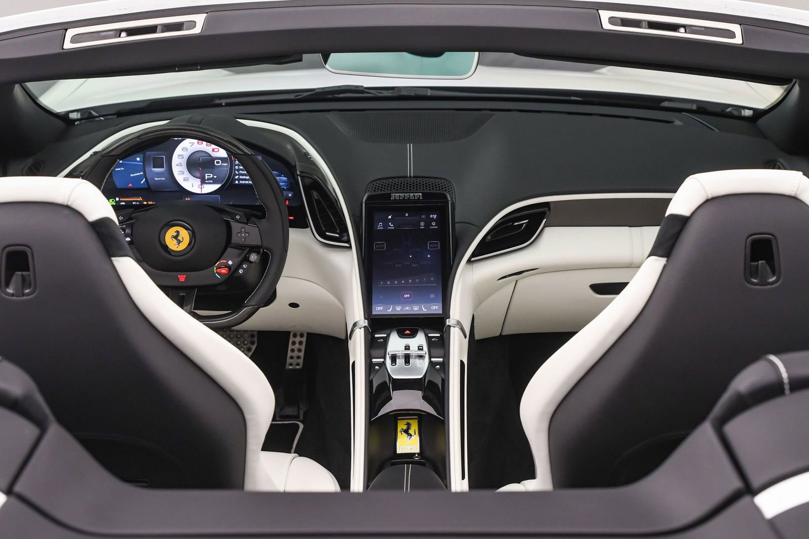 Certified 2024 Ferrari Roma Spider image 14