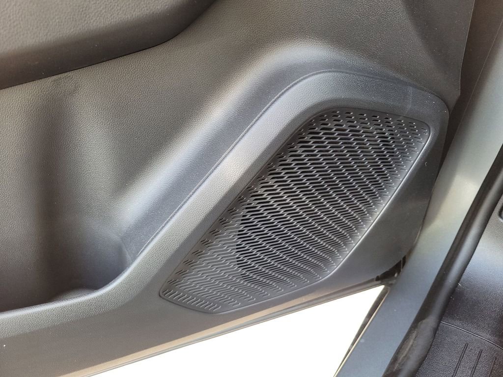 New 2026 Chevrolet Equinox EV LT image 24