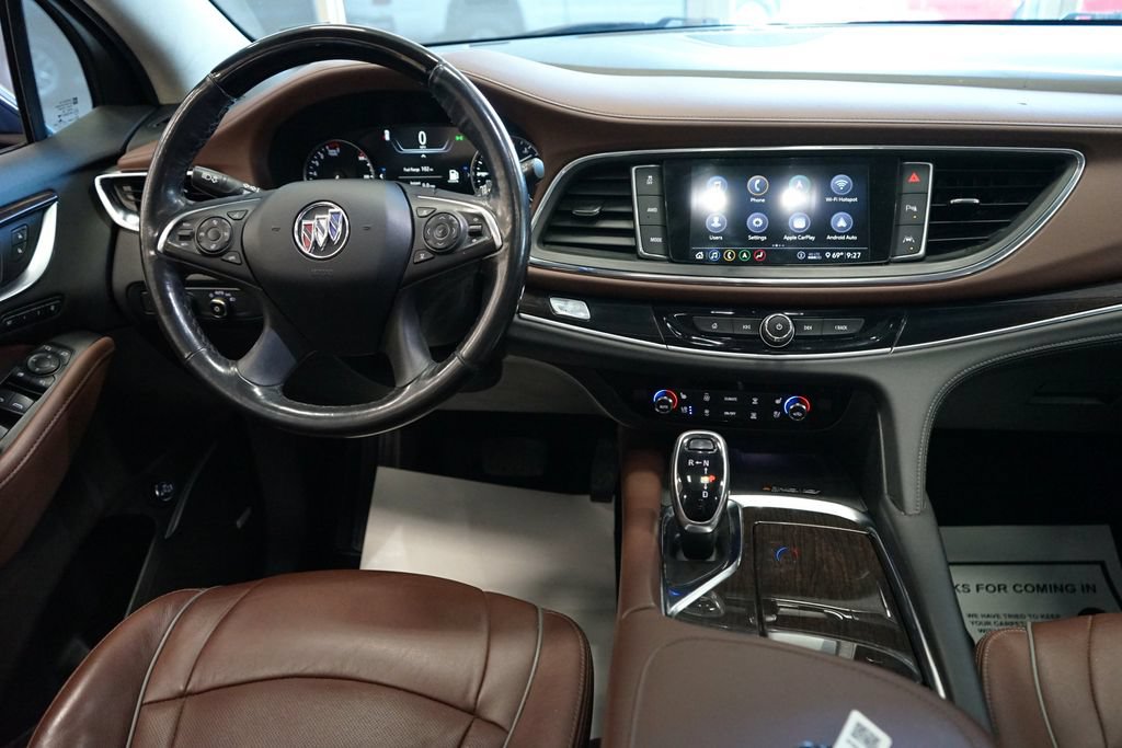 Used 2021 Buick Enclave Avenir w/ Avenir Technology Package AWD/4WD image 12