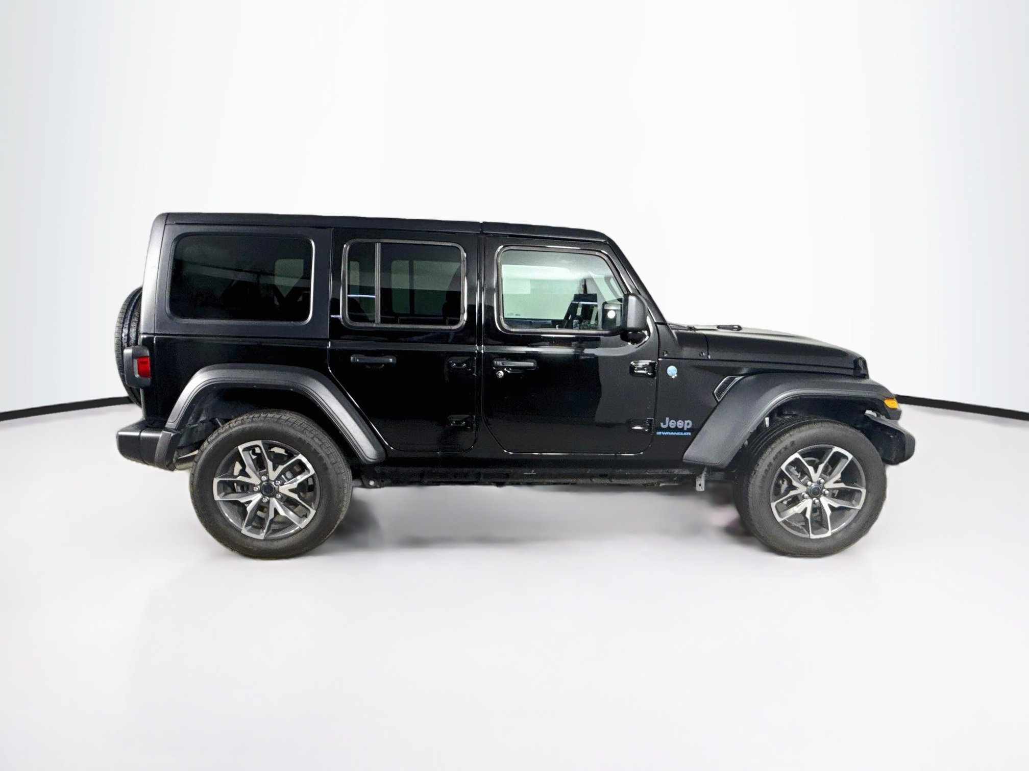 Used 2025 Jeep Wrangler Unlimited Sport S 4xe w/ Convenience Group AWD/4WD image 2
