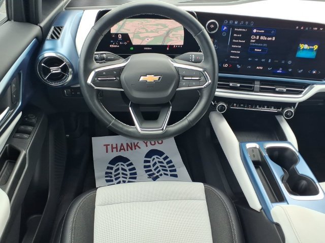 Used 2024 Chevrolet Equinox EV LT AWD/4WD image 5