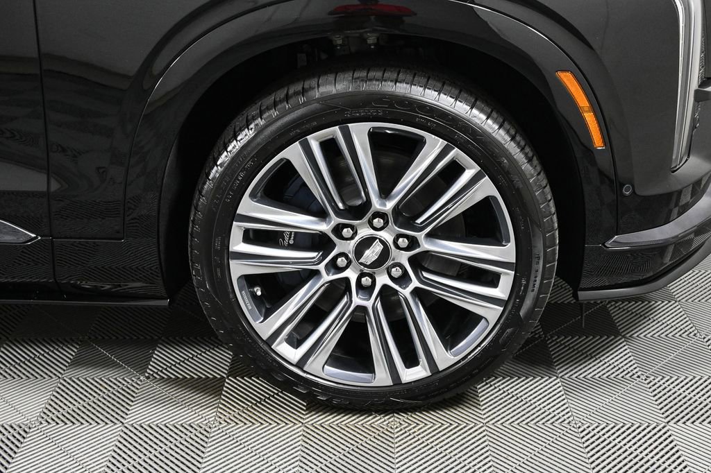 New 2026 Cadillac Vistiq Platinum image 39