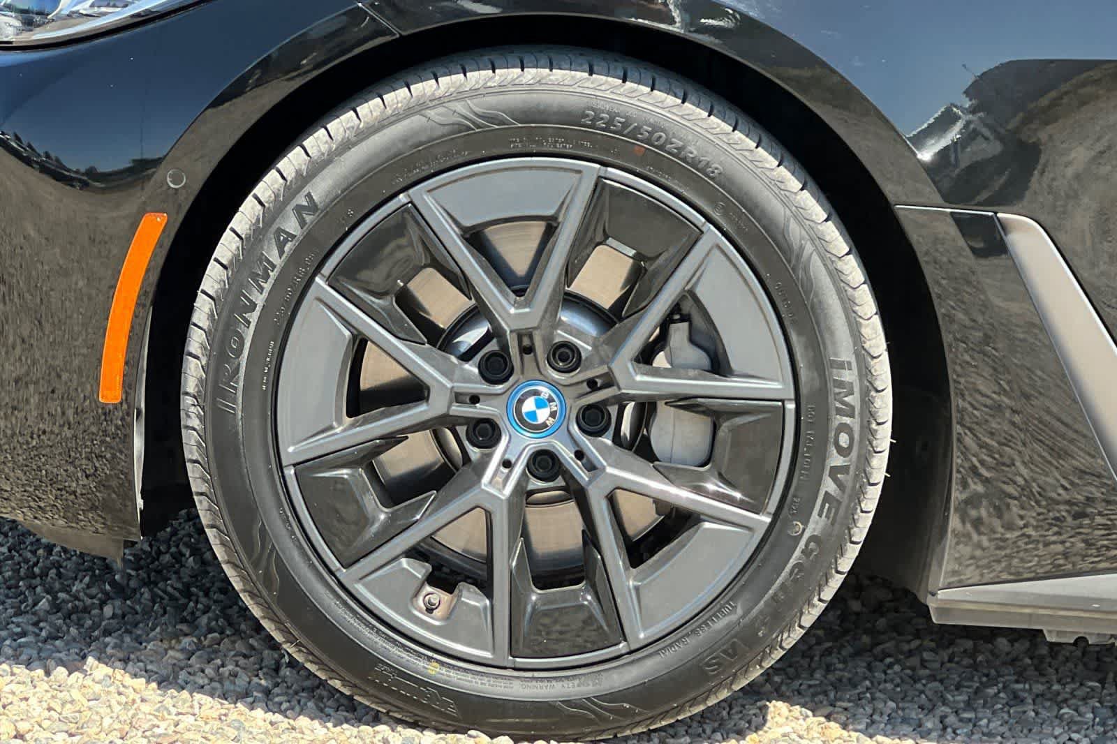 Used 2023 BMW i4 eDrive40 w/ Parking Assistance Package RWD image 36