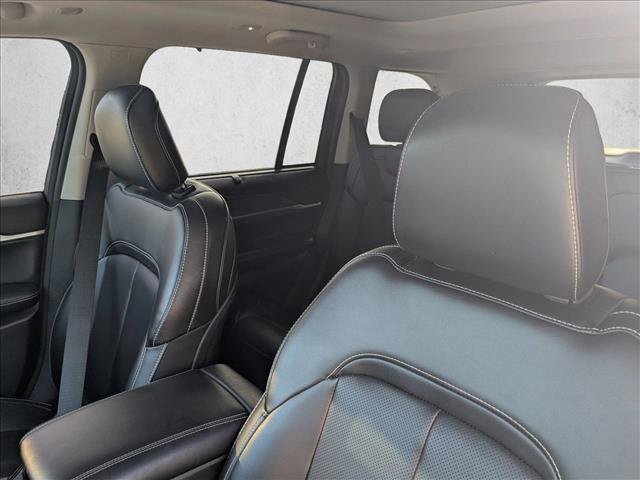 Used 2023 Jeep Grand Cherokee 30th Anniversary AWD/4WD image 14