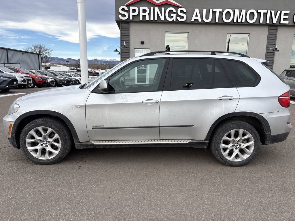 Used 2011 BMW X5 xDrive35i image 2
