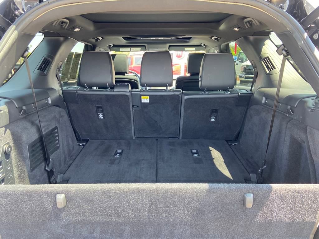 Used 2019 Land Rover Discovery HSE Luxury image 25