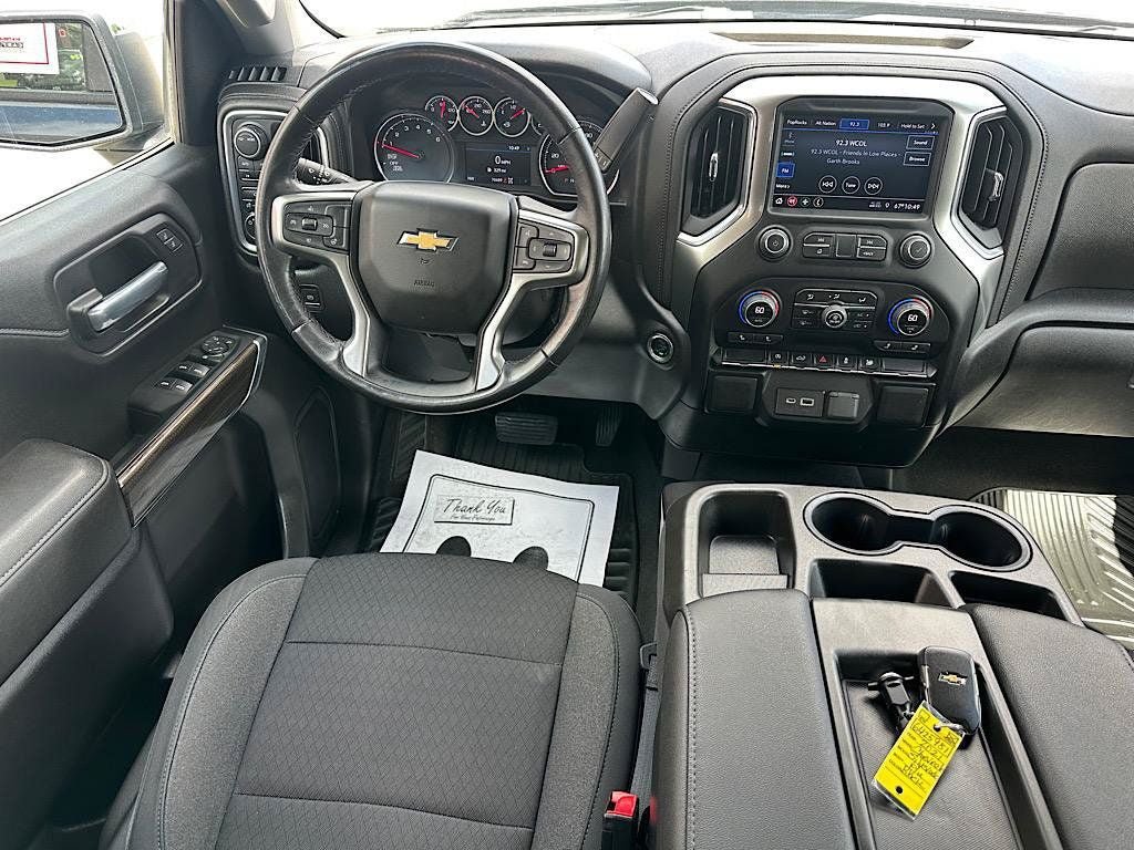 Used 2021 Chevrolet Silverado 1500 LT AWD/4WD image 17
