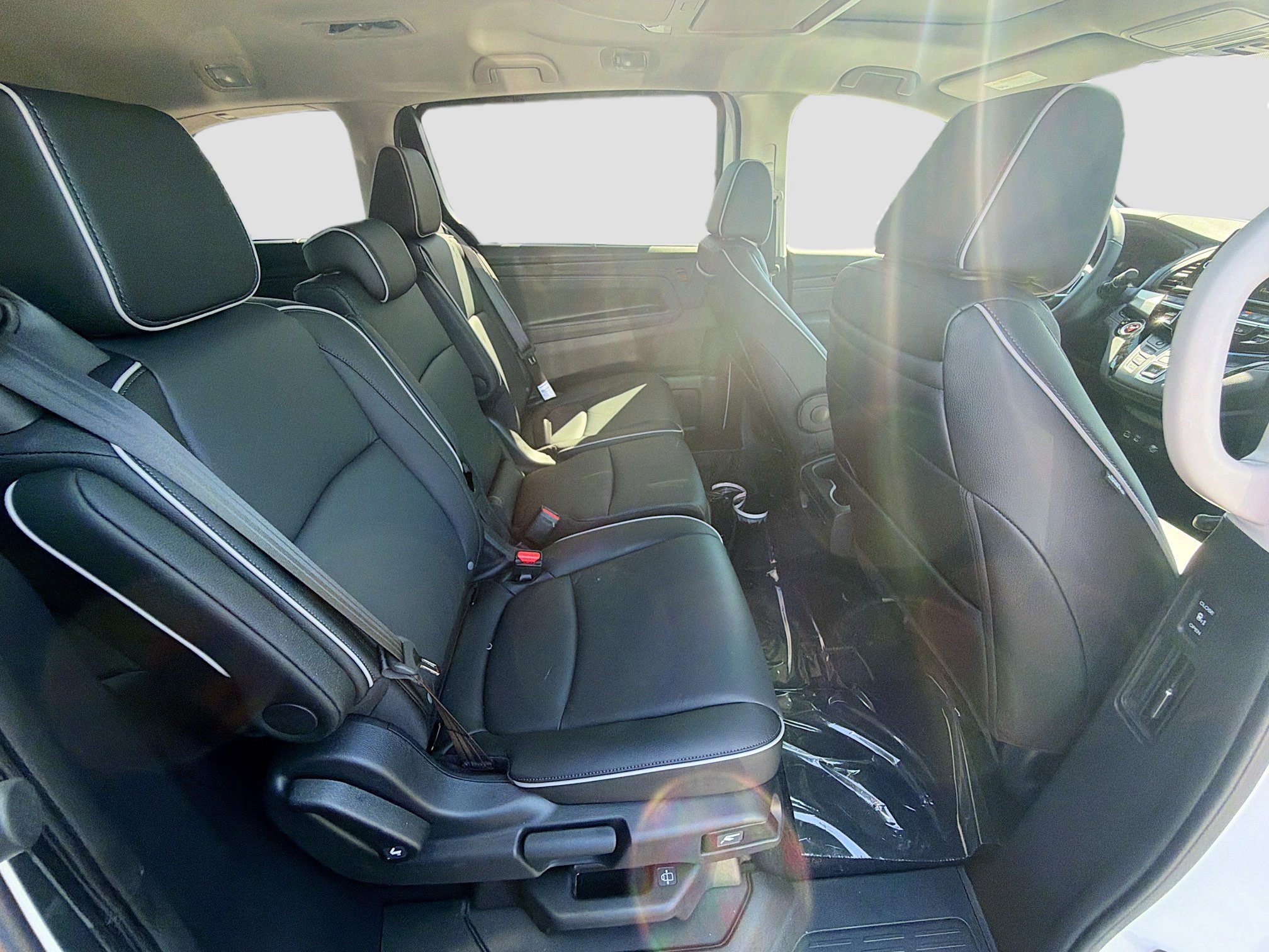New 2026 Honda Odyssey Touring image 25