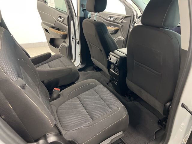 Used 2022 GMC Acadia SLE w/ Driver Convenience Package image 21