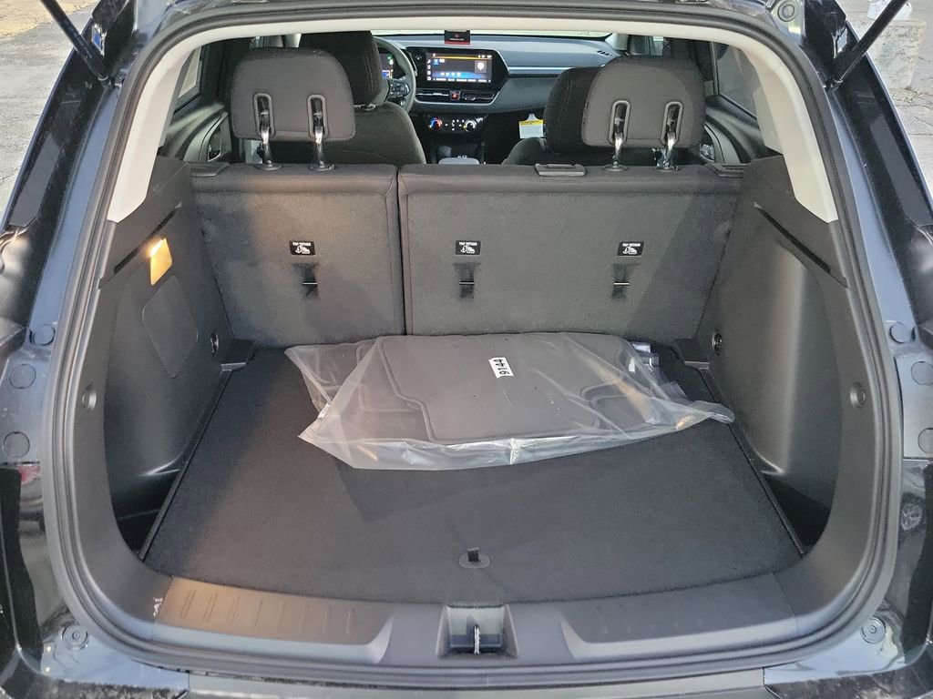 New 2026 Chevrolet TrailBlazer LT image 8