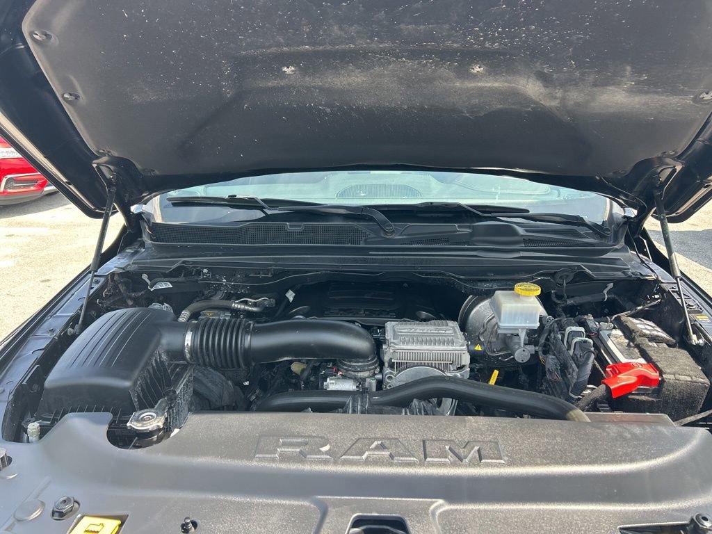 Used 2024 RAM 1500 Laramie RWD image 16