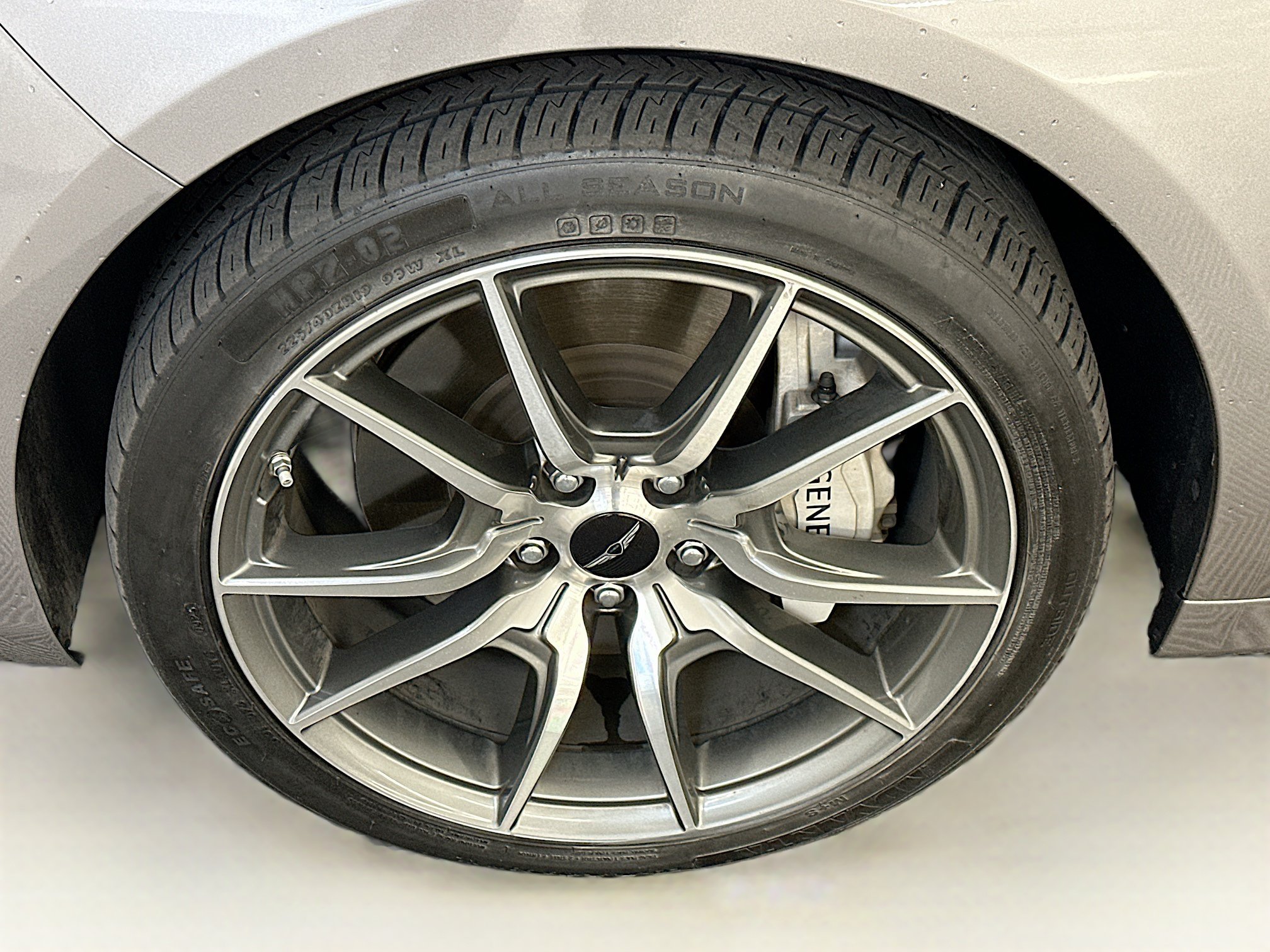 Used 2025 Genesis G70 2.5T AWD/4WD image 34