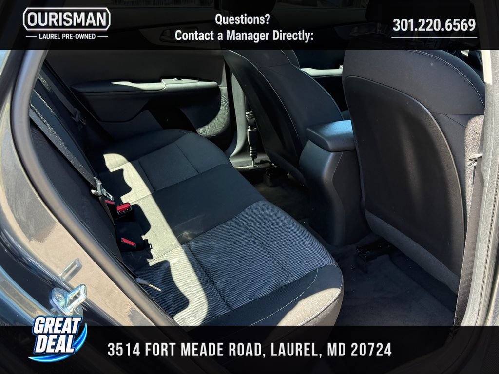 Used 2022 Kia Forte LXS FWD image 11