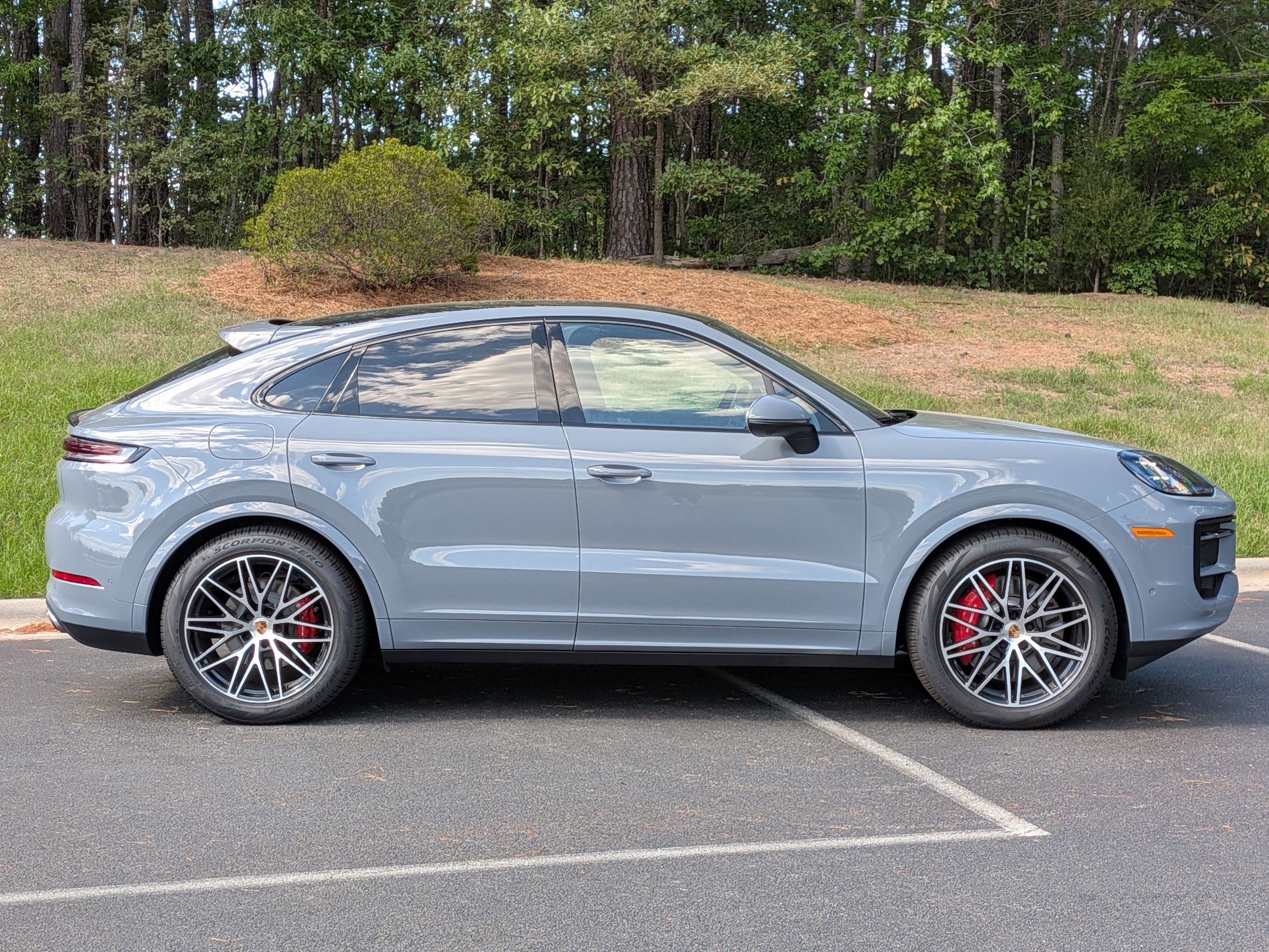 Certified 2026 Porsche Cayenne S AWD/4WD image 26