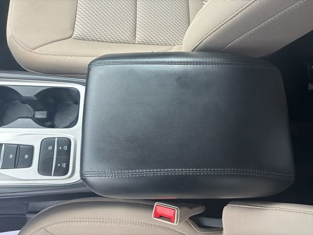 Used 2023 Ford Explorer XLT RWD image 15