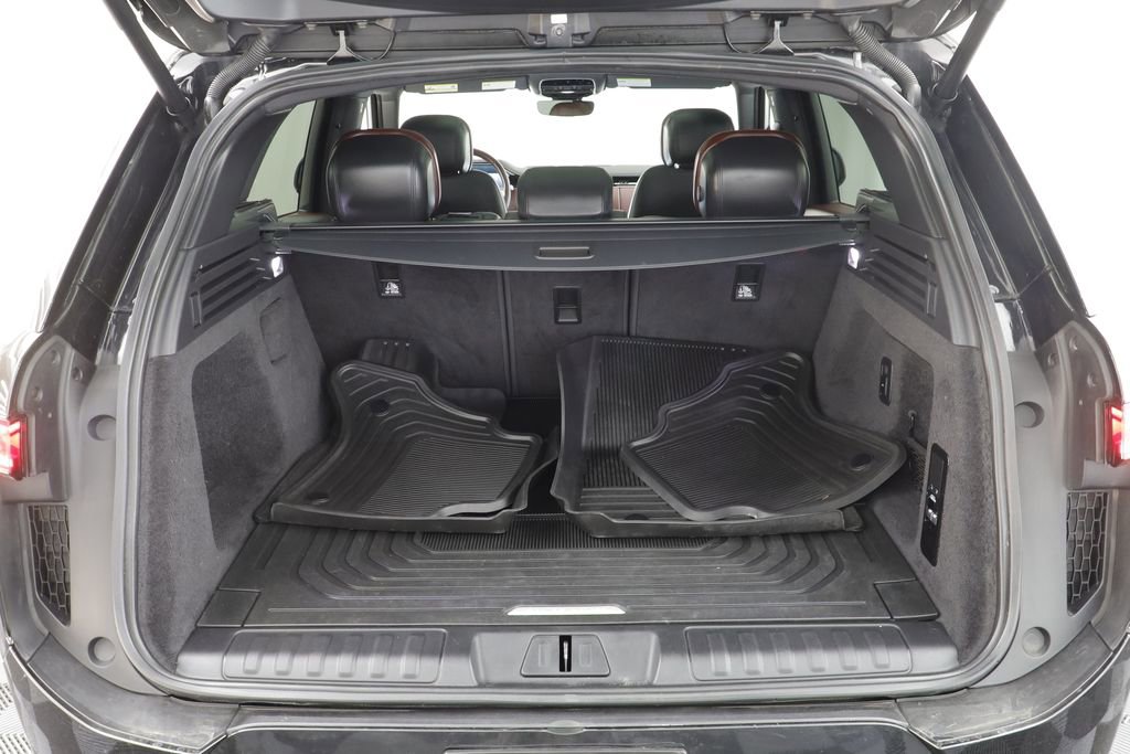 Used 2023 Land Rover Range Rover Sport SE Dynamic image 18