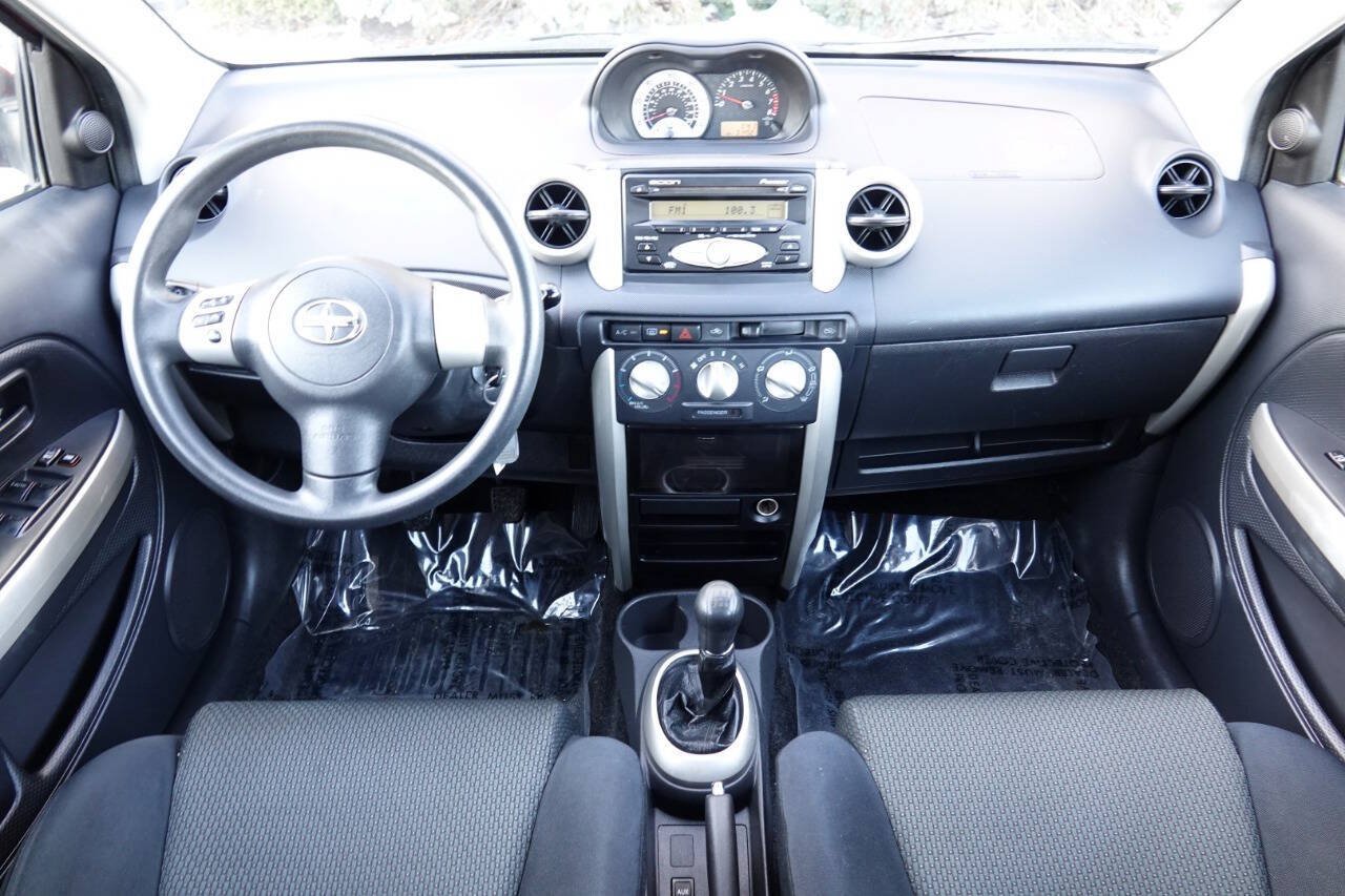 Used 2006 Scion xA FWD image 85