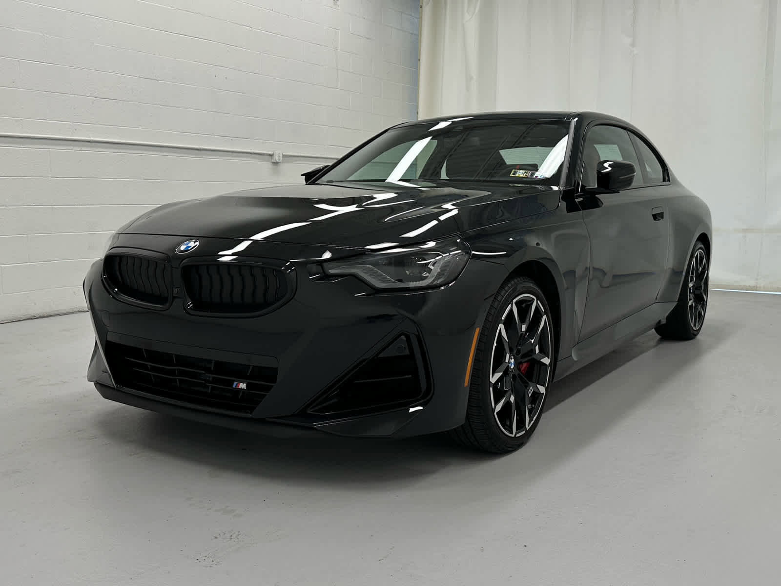 Used 2025 BMW M240i xDrive Coupe AWD/4WD image 4