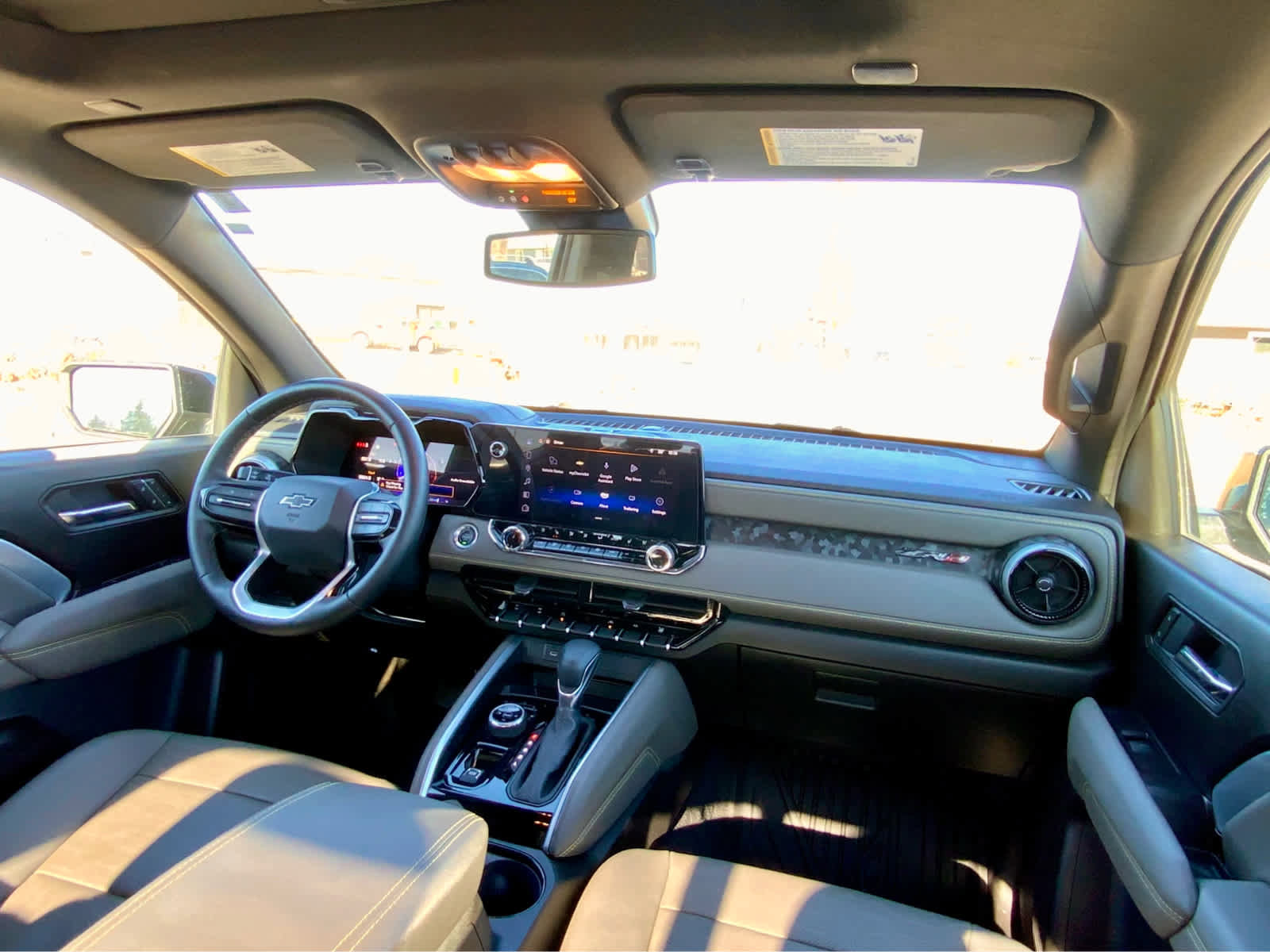 Certified 2025 Chevrolet Colorado ZR2 w/ Midnight Edition image 35