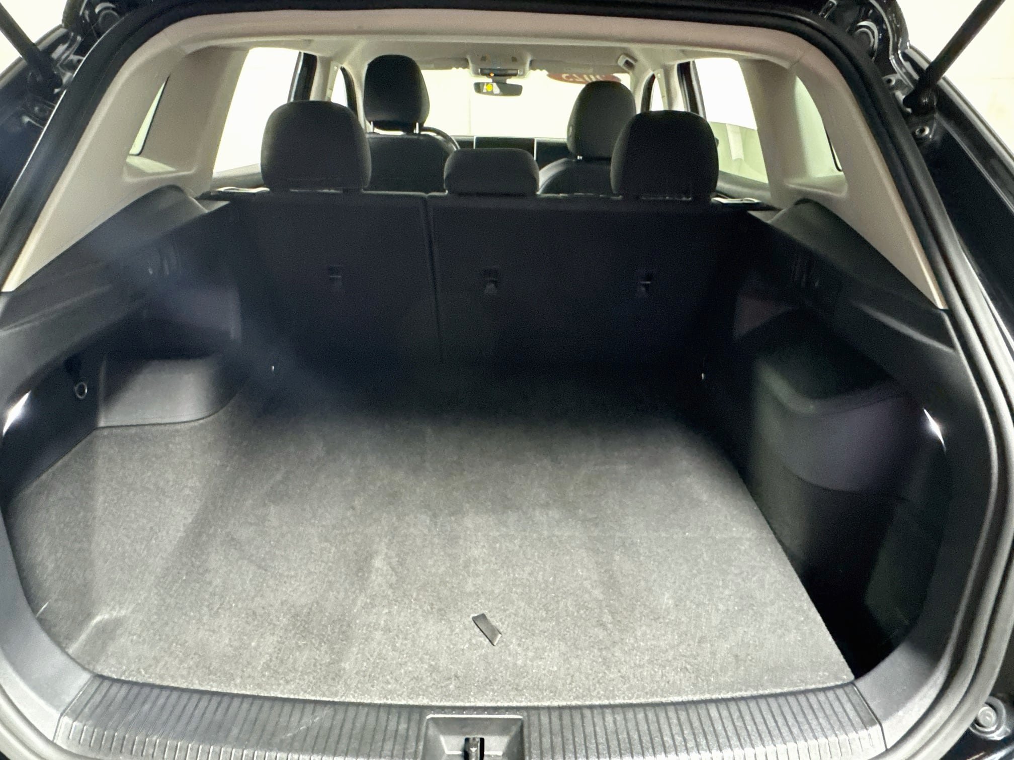 Used 2025 Volkswagen Tiguan S AWD/4WD image 23