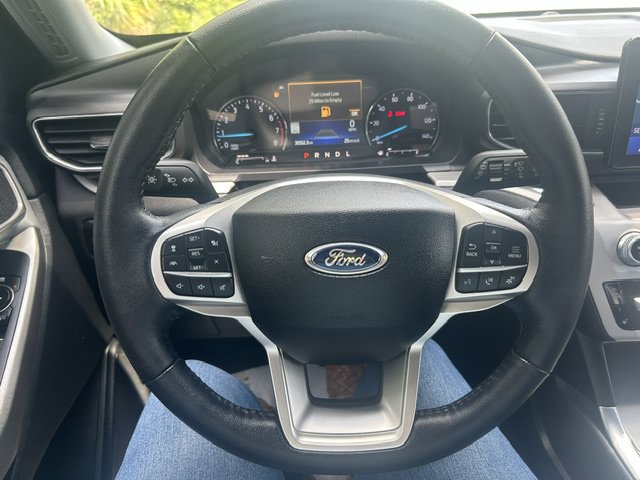 Used 2023 Ford Explorer XLT w/ Equipment Group 202A RWD image 25