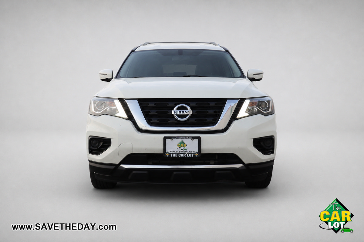 Used 2019 Nissan Pathfinder S AWD/4WD image 11