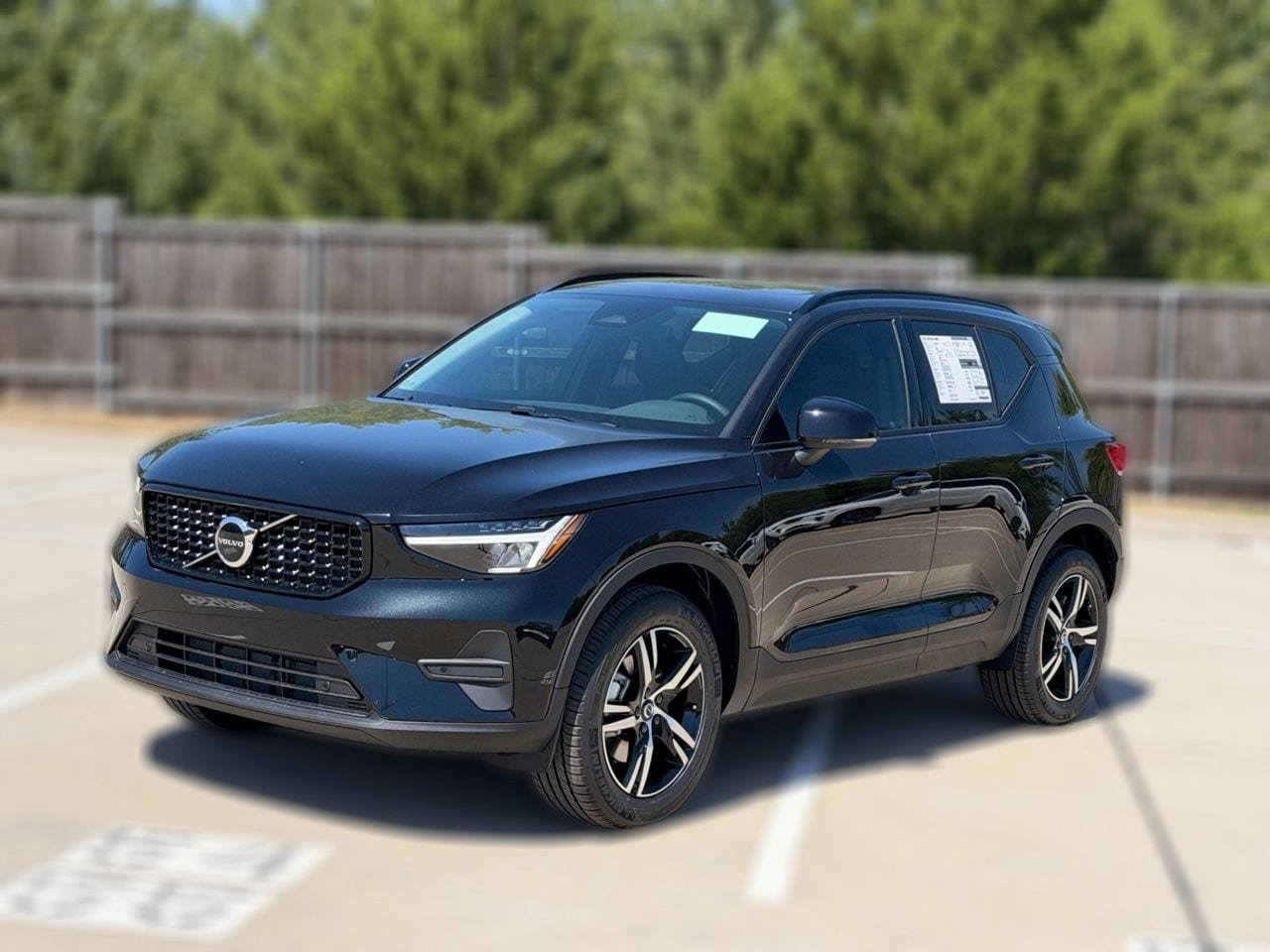 New 2026 Volvo XC40 B5 Core w/ Protection Package Premier AWD/4WD image 3