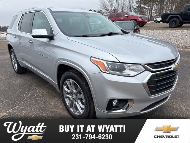Used 2021 Chevrolet Traverse Premier image 1