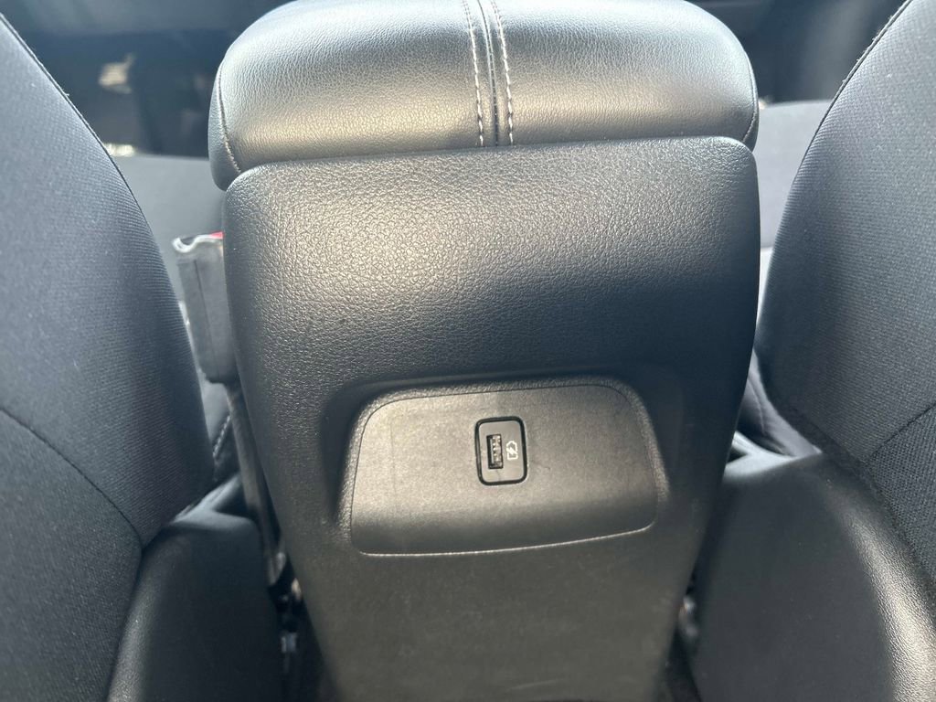 Used 2024 Nissan Sentra SV image 15