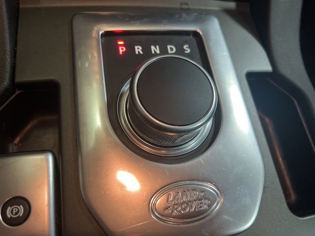 Used 2016 Land Rover LR4 HSE LUX image 32