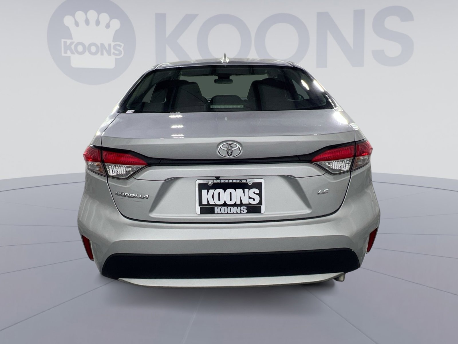 Used 2021 Toyota Corolla LE w/ Carpet Mat Package (TMS) image 5