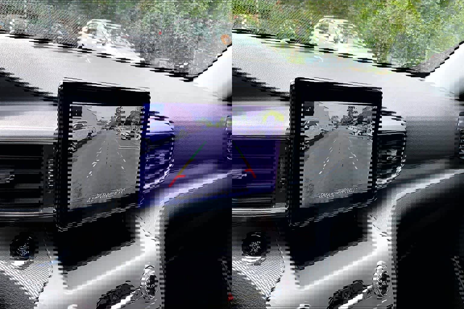 Used 2022 Ford Explorer XLT w/ Equipment Group 202A AWD/4WD image 26