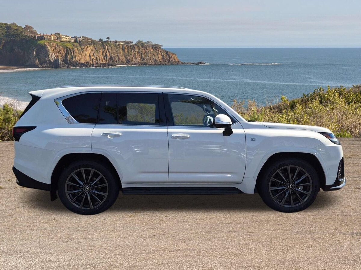 New 2026 Lexus LX 700h F Sport AWD/4WD image 4